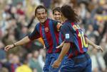 cheftræner. Luis Enrique (tv) fejrer sin scoring for Barcelona mod Mallorca i en ligakamp i 2004. Siden blev spanieren træner i klubben og nu skifter han til AS Roma, hvor han bliver cheftræner. 