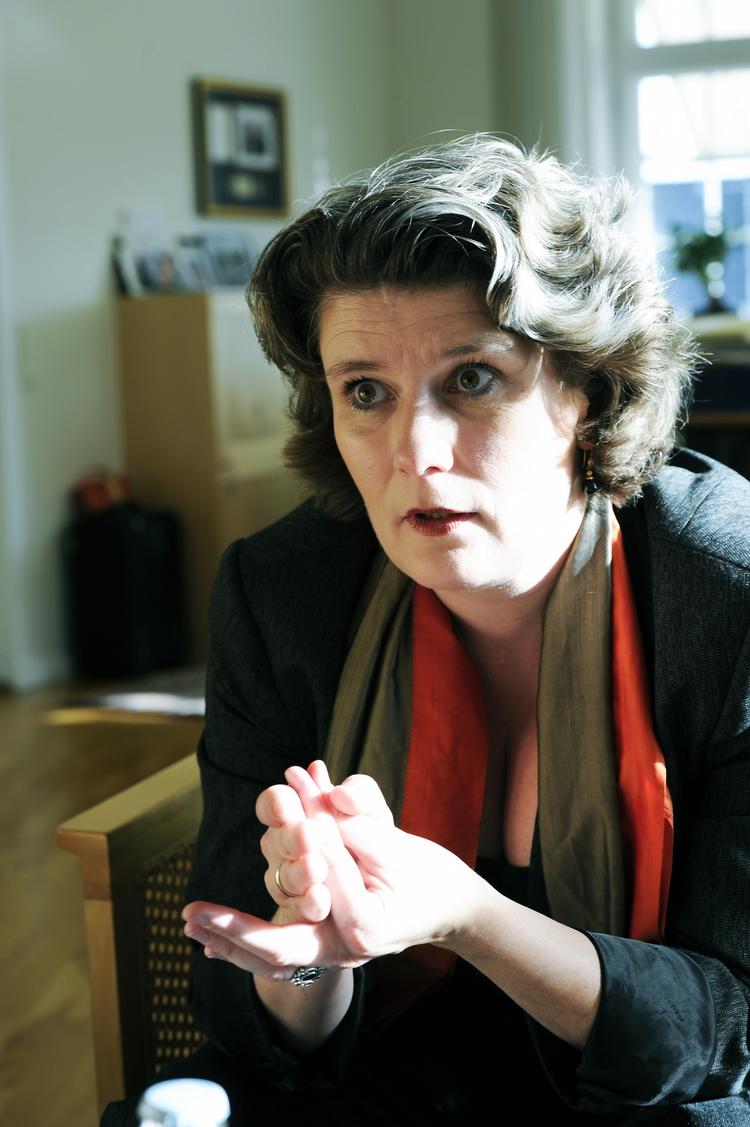 Advarsel. Forsvarsminister Gitte Lillelund Bech (V) er på mærkerne forud for et besøg hos USA's nytiltrådte forsvarsminister, Leon Panetta. 