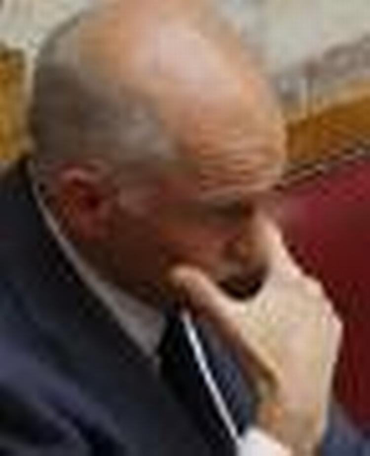 Tillid. Parlamentet i Athen her til aften har vist deres tillid til premierminister George Papandreous regering. 