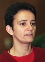 Liv. En livstidsdom betyder sjældent livstid. Birgit Hogefeld fik i 1996 en livstidsdom og havde på det tidspunkt i forvejen siddet fængslet i tre år. I mandags blev hun løsladt efter sammenlagt 18 år i fængsel. Her er hun under sin retssag i 1996. 