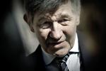 lyttende. »Vi har lyttet til de studerendes kritik og vil nu stille endnu højere krav til fagene«, siger Ralf Hemmingsen. 
