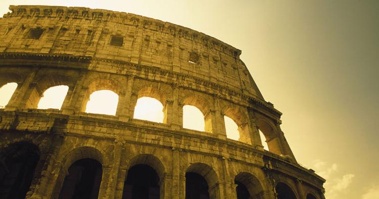 Colosseum er Roms nok mest kendte seværdighed. Den skal nu restaureres. 