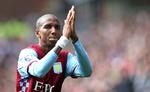 Klubskifte. Ashely Young skifter Aston Villa ud med Manchester United fra den kommende sæson. 