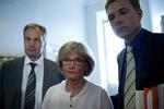 Sejrherre? Dansk Folkeparti og gruppeformand Kristian Thulesen Dahl til højre i billedet har vundet det slag om deres vælgeres gunst, efter at de indgik tilbagetrækningsreformen og sagde ja til forringelser af efterlønnen. Det vurderer valgforsker på baggrund af ny meningsmåling fra Megafon. 