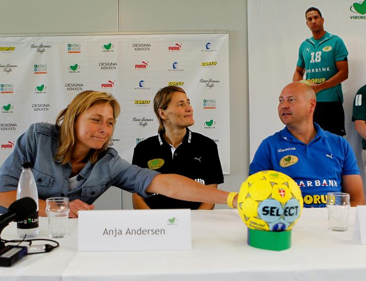 GENFORENET. I Viborg bliver Anja Andersen genforenet med sin tidligere holdkammerat Susanne Munk Wilbek, der er sportschef, når hun skal samarbejde med cheftræneren Bo Tolstrup. 