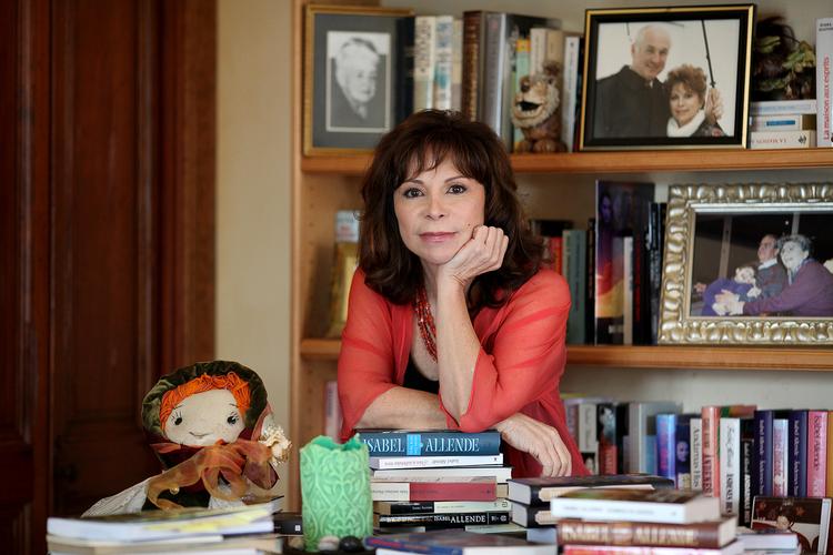 SKUFFENDE. Isabel Allende er i romanen 'Øen under havet' ikke på toppen. 