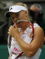 varm. Høje temperaturer passer Caroline Wozniacki glimrende, og det får hun i sin tredjerundekamp i morgen. 