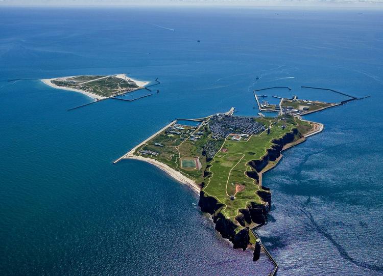 BADESTRAND. Beboerne på Helgoland vil fastholde øen charme med uorganiseret turisme. 
