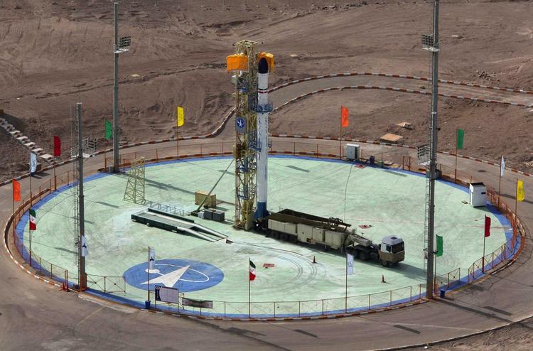 Rumprogram. Irans oprustning af aktivitet i rummet får vestlige lande til at frygte, de vil bruge teknologien til atomvåben. 