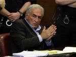 Frafald. Retssagen mod den tidligere IMF-topchef Dominique Strauss-Kahn er tæt på at falde til jorden, skriver avisen New York Times. 