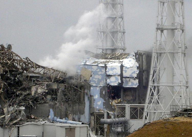 NØDPLAN. Det japanske atomkraftværk Fukushima blev ødelagt, da et jordskælv på 9,0 indtraf 11. marts. En tsunami ødelagde store områder af det asiatiske land. 