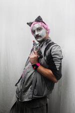 Thonny Julius Andersen, 35, kontanthjælp. Hvad er det fede ved Coma? "Kenneth Bager!" 