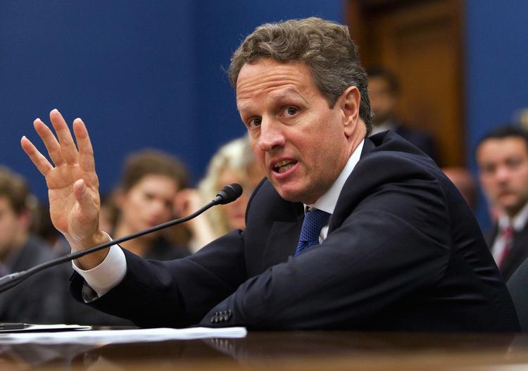 Farvel? En af Obamas topfolk, finansminister Timothy F. Geithner, forlader muligvis sin post denne sommer (arkivfoto). 