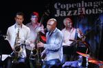 At det overhovedet kan lade sig gøre at tale om overskud, dedikerer Copenhagen JazzHouse til musikerne, som i den grad holder igen med honorarkravene. Foto fra Copenhagen Jazz Festival 2010. 