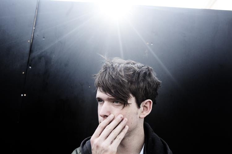 Tankevirksomhed. James Blake siger, at tekster og melodier er lige vigtige for ham. Da han var yngre skrev han mange korthistorier. Nu spår mange ham muligheden for at skrive musikhistorie. 