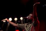 Fortiden. Tunde Adebimpe og resten af TV on the Radio kunne ikke skjule, at deres gamle albums er bedre end deres nye. 