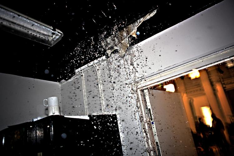 Skyllet. Flere af lørdagens koncerter blev aflyst på grund af skybruddet. 