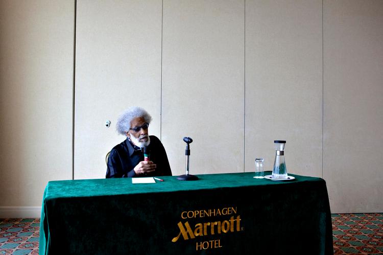 Prædikant. Kloge ord i kedelige omgivelser. 