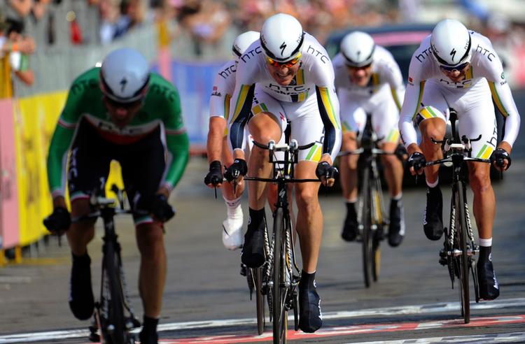 holdånd. Under Giro d'Italia var danske Lars Bak med til at sikre HTC-Highroad sejren i holdtidskørslen - i dag håber han at gentage bedriften i Tour de France. Arkivfoto. 
