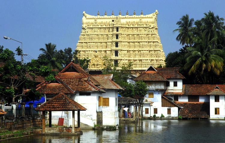 Milliardfund. Her i Padmanabhaswamy-templet i den sydindiske delstat Kerala, har myndighederne gjort et enormt fund. 
