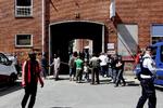 Gerningssted. 26-årig mand blev både ramt af skud og knivstukket under et opgør i en bagerbutik i Heimdalsgade. 