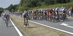 Aggressivt. Der blev kæmpet voldsomt i Tour-feltet på 5. etape. 