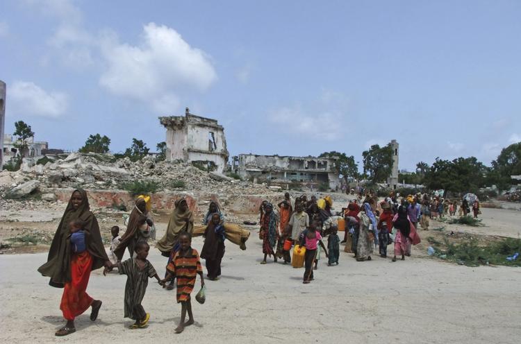 Flygtninge. Somaliere på vandring væk fra tørken i det sydlige Somalia. 