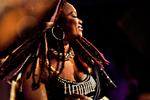 Afrofest. Oumou Sangaré gav sammen med sit band og sine danserinder en afrikansk fest, de fremmødte sent vil glemme. 