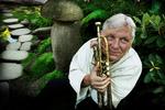 Chance. Nåede man ikke at høre Palle Mikkelborg i Københavm, venter andre jazzfestivaler lige om hjørnet... 