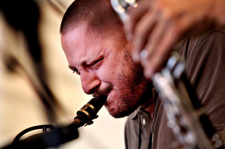 Taknemmelig. København er for længst blevet den ombejlede tenorsaxofonist Stephen Rileys andet hjem. Her lytter folk af hjertet.  Også når musikken er slukket. 