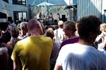 Trængsel. Igen en koncert, hvor folk stod på nakken af hinanden.