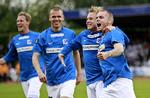 skæbnetime. Lyngby-spillerne ved ikke, om de skal spille superligabold om bare ni dage. 