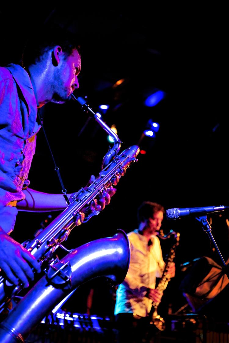 JazzHouse. Svenske Gustaf Ljunggren gav sammen med sine gæster på scenen en formidabel koncert med melodiøs avantgarde. 