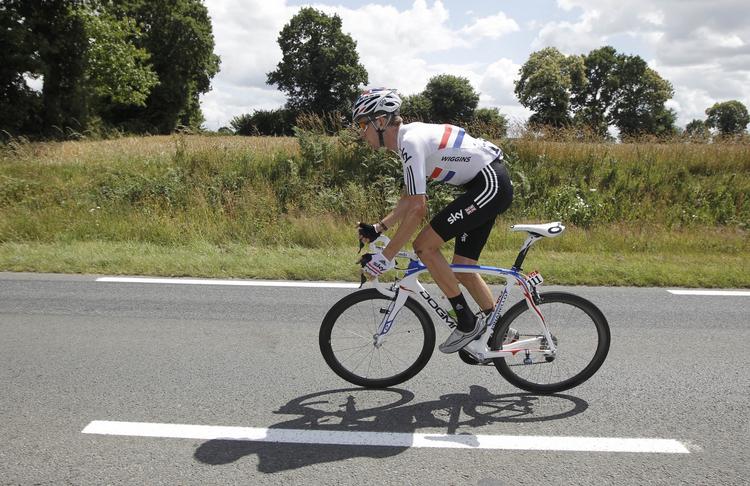 ude. Bradley Wiggins vandt for mindre end en måned siden Criterium Dauphine Libere og var en seriøs udfordrer til Contador. 