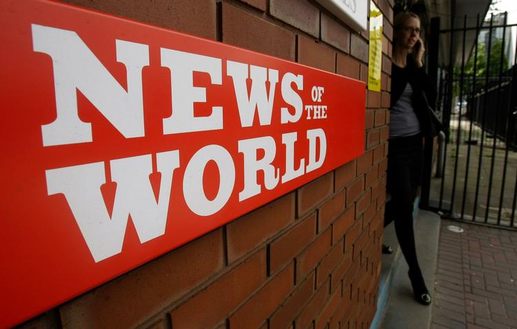 Sladderpresse. Det kommer bag på redaktøren for Se og Hør, at den engelske avis News of the World gik så vidt for at få en historie. 
