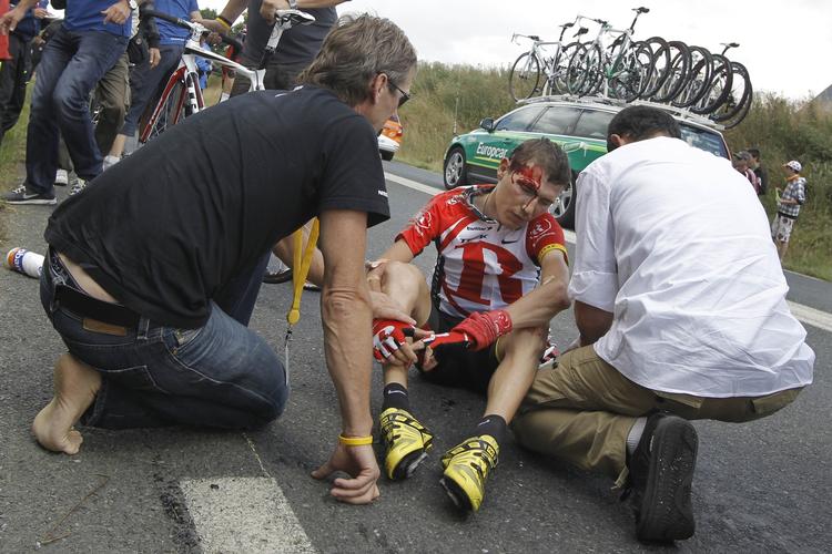 Uheld. Det har været en sur Tour for Team Radioshack. Først måtte Janez Brajkovic (billedet) udgå. Siden har både Levi Leipheimer og Chris Horner lidt store tidstab efter styrt. 