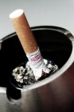 Tobak. Stort flertal af danskerne tror, at cigaretter er blevet dyrere. Samtidig vil de have prisen endnu højere op. 