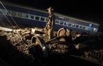 Tragedie. Antallet af døde ved en togulykke i det nordlige Indien er steget til 53, og mindst 250 er kvæstet. 