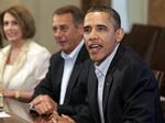 Gældskrise. Forhandlinger mellem demokraterne og republikanerne anført af senator John A. Boehner (i midten), kan gå hen og blive en stor mundfuld for Barack Obama. Kongressen skal nemlig nå til enighed om besparelser i billionklassen, for at USA ikke ender op med en slunken statskasse. 