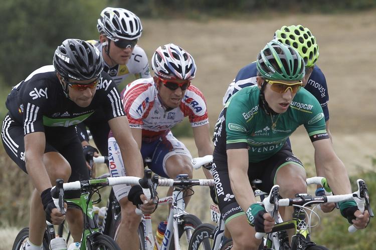 Dopet. A-prøven har vist spor af doping hos Alexandr Kolobnev fra Katusha i midten af flokken her under årets strabadser i Frankrig. 