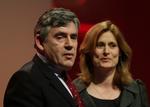 blottet. Flere britiske aviser har fundet frem til private oplysninger om den tidligere premierminister, Gordon Brown, og hans kone, Sarah. Arkivfoto. 