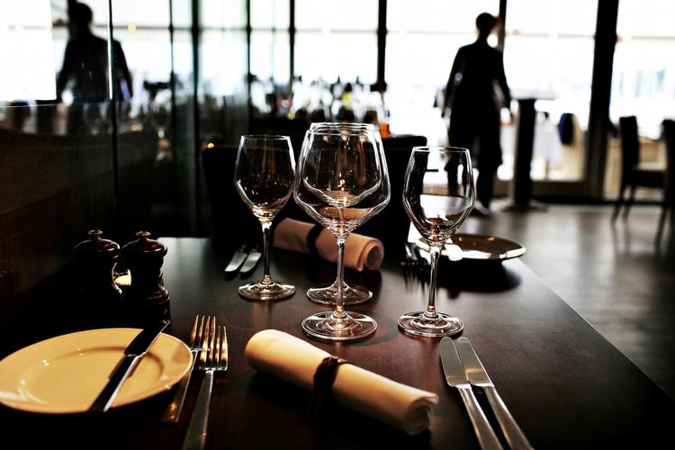 Hjælp. Brancheforening tager kampen op mod uberettiget dårlige anmeldelser. 