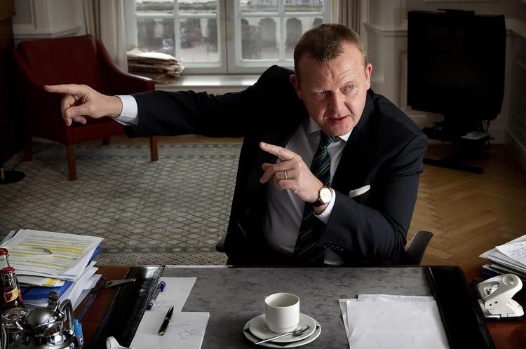 Grib chancen! Statsministeren burde rejse sig og handle: Det er nu, vi i Danmark og norden må vise os fra vores bedste side og oprette kultur- og demokratihuse i mellemøsten. 