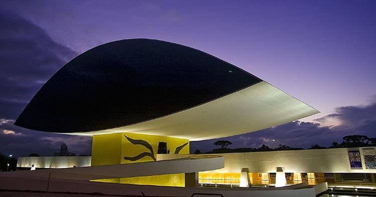 KUNST. Er Oscar Niemeyer museet i Brasilien en af verdens smukkeste bygninger? 