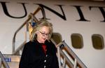 ANERKENDELSE. Udenrigsminister Clinton ved ankomsten til topmødet i Istanbul, hvor hun meddelte, at USA nu anerkender de libyske oprøreres nationalråd. 