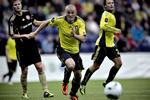 Utilfreds. Brøndbys målscorer Mikkel Thygesen er utilfreds med, at dommerenn ikke dømte straffe.i kampen mod AaB. 