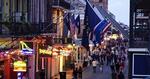 Genopbygning. Det franske kvarter i New Orleans, som er populært blandt turister, undgik i høj grad orkanen Katrinas ødelæggelser. 