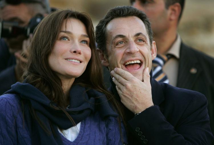 Rivaler. På trods af Frankrig og Italiens had-kærligheds-forhold har den franske præsident Nicolas Sarkozy, og italienske Carla Bruni (billedet) fundet sammen. 