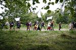 Skovrydning. Politiet er nu gået i gang med at bane vejen for skovrydning i Østerild Klitplantage, hvor der skal etableres et omstridt nationalt testcenter for kæmpevindmøller. 
