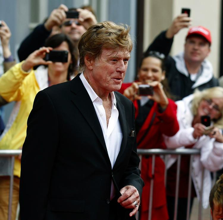 74-årig. I 'The Company You Keep' skal Redford selv spille hovedrollen som et tidligere militant medlem. 